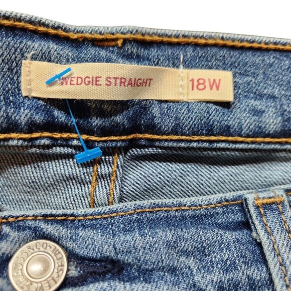Levi's Wedgie Straight Fit Women's Jeans Raw Hem Blue Denim Cropped High Rise 18 - Picture 9 of 12